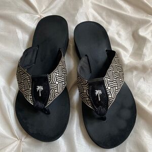 Eliza B Black Print Wedge Sandals sz8.5